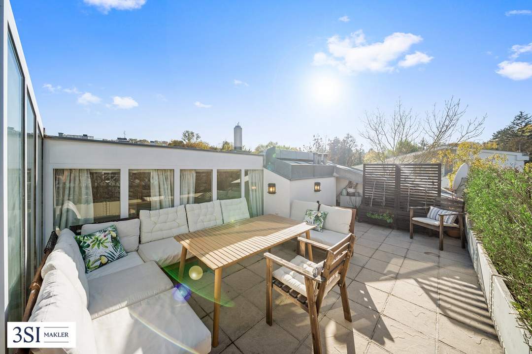 Großzügige Dachterrassenwohnung mit Garagenplatz in Grünruhelage