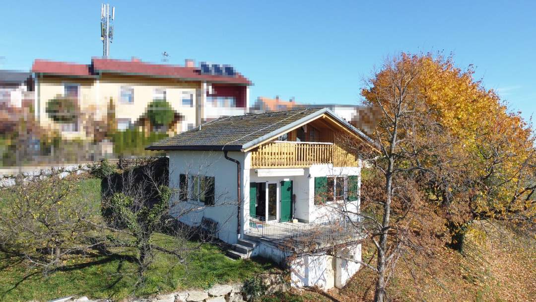 Kleines Ferienhaus mit großem Grundstück in idyllischer Ruhelage von Reichendorf