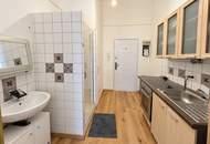 " 2-Zimmer-Altbauwohnung nahe Stadthalle und U3 Schweglerstraße!"