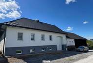 ***Renoviertes Wohnhaus mit Nebengebäuden im Dreikantstil***