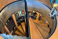 Architektenhaus in sonniger Ruhelage mit Spiral-Weinkeller, Infinity Pool und Burgblick