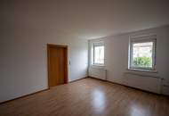 Ruhiges Haus in zentraler Lage! (Provisionsfrei)