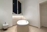 Altbaujuwel! Wunderschöne 4-Zimmer Wohnung mit Loggia, Balkon + 2 Bädern!