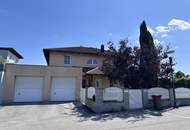 Tolles Zweifamilienhaus mit Einliegerwohnung, sonniger Terrasse, Keller, Doppelgarage und Pool!