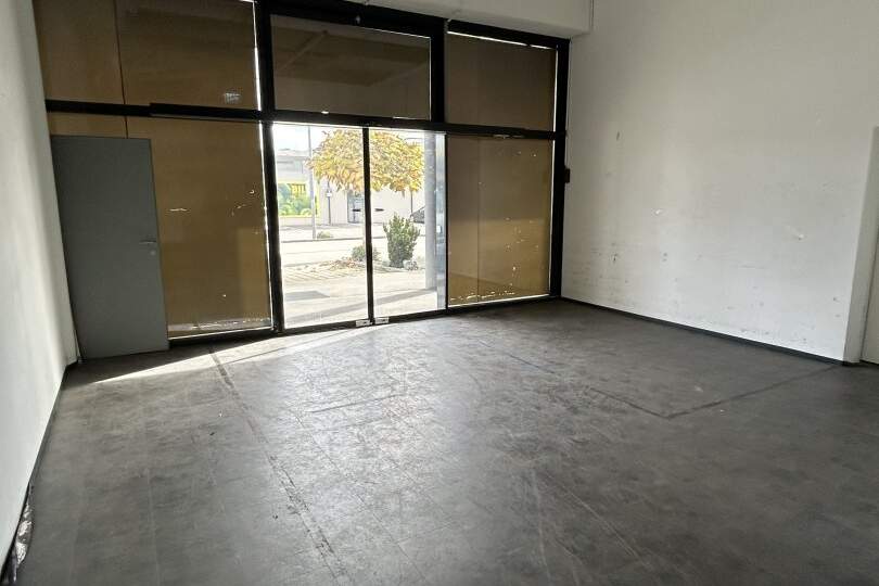 kleines GESCHÄFTSLOKAL ZU VERKAUFEN, Gewerbeobjekt-kauf, 198.000,€, 9020 Klagenfurt(Stadt)