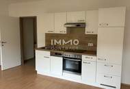 Großzügige barrierefreie 2-Zimmer Wohnung mit voll ausgestatteter Küche und Badezimmer