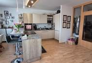 SCHÖNE MAISONETTEWOHNUNG IM ZENTRUM VON NEULENGBACH