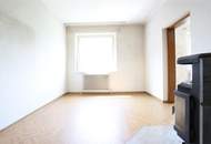 Parkähnlicher 1.168 m² großer Garten mit Pool samt Ein-/Zweifamilienhaus zum Renovieren in ruhiger, sonniger Lage!