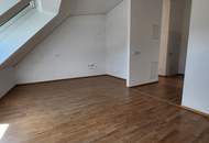 unbefristet und hell | mit riesiger Dachterrasse