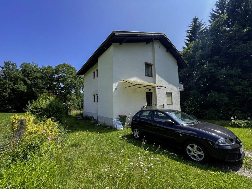 Ländliche Ruhe trifft Gestaltungsfreiheit – Haus mit großem Garten bei Ferndorf