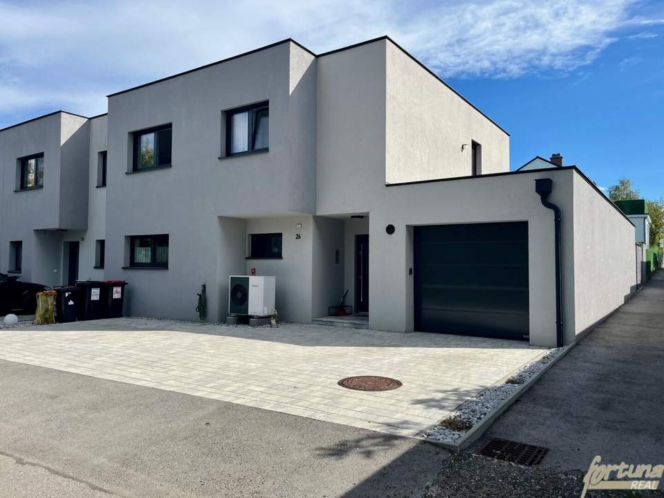 Einziehen, eintauchen, genießen – Ihr Zuhause mit beheizbarem Pool
