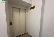 Unbefristet vermietete Wohnung mit Hof-Balkon in ruhiger Gasse nahe U4 und U6! Lift und gepflegtes Gebäude!
