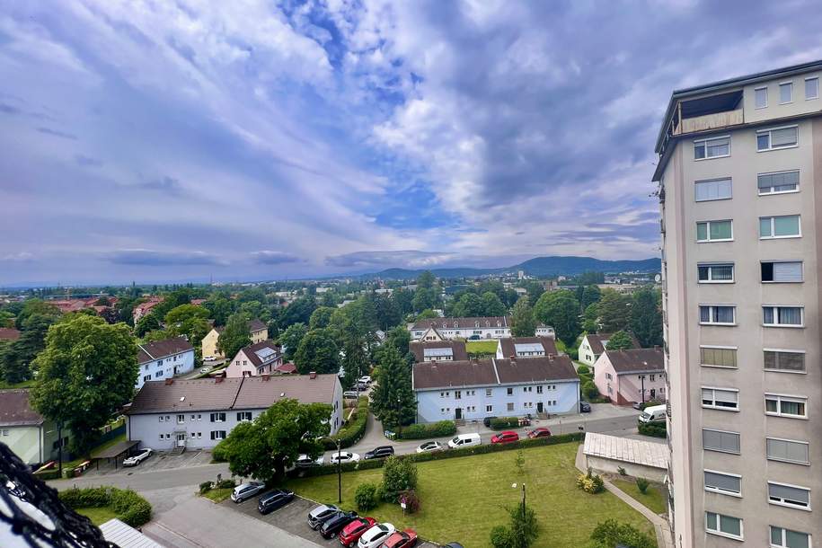 Liebenau: Einzigartige Aussicht gepaart mit südseitigem Balkon und großzügiger Raumaufteilung (1866), Wohnung-kauf, 219.000,€, 8041 Graz(Stadt)