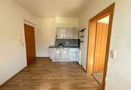 Helle 1-Zimmer-Wohnung mit Parkplatz in zentraler Lage zu vergeben!