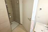 WOW - Ab ins Dachgeschoss mit 3 Terrassen! Klimaaktiv Bronze + Lichtdurchflutet + Perfekte Raumaufteilung + Hochwertige Ausstattung + Nachhaltig! TOP Neubau-Projekt mit naturnahen Gewässern ums Eck!