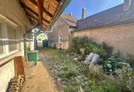 Landhaus mit Charme, Platz und Potenzial in Hohenau!