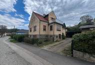 Sanierungsbedürftiges Einfamilienhaus mit viel Potenzial in ruhiger Siedlungslage in Kemeten