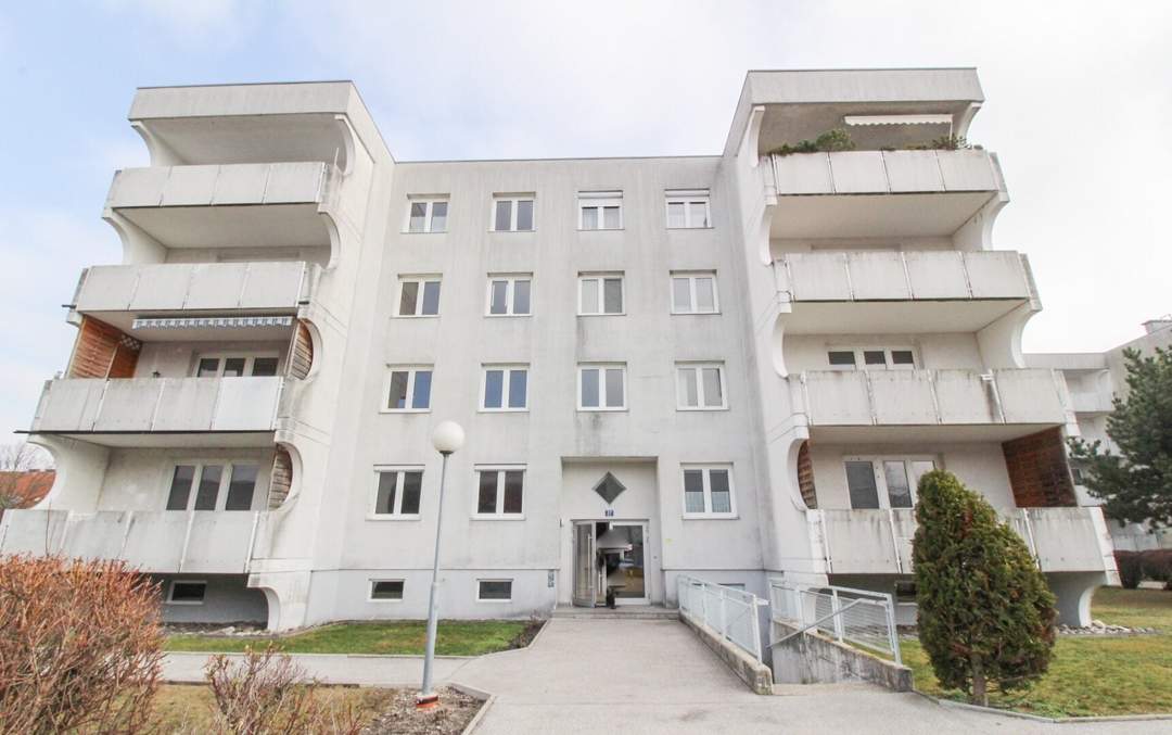 Gemütliche 3-Zimmer-Wohnung mit Loggia in St. Pölten !