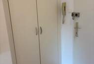 3 Zimmerwohnung in saniertem Wohnhaus perfekt gelegen mit Loggia