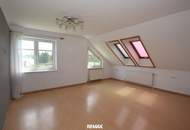 Zweifamilienhaus mit großem Grund in Neumarkt, Bezirk Melk
