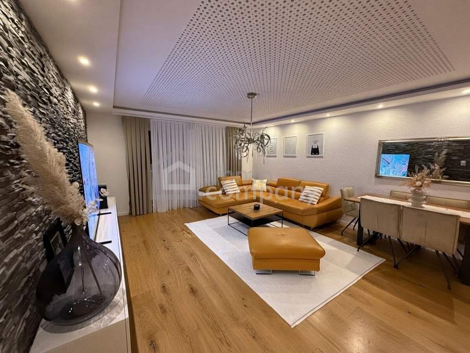 Design trifft auf Eleganz: 4-Zimmerwohnung