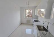 Erstvermietung nach Sanierung | 3,5 Zimmer 95m² Wohnfläche zzgl. Balkon & KFZ Abstellplatz