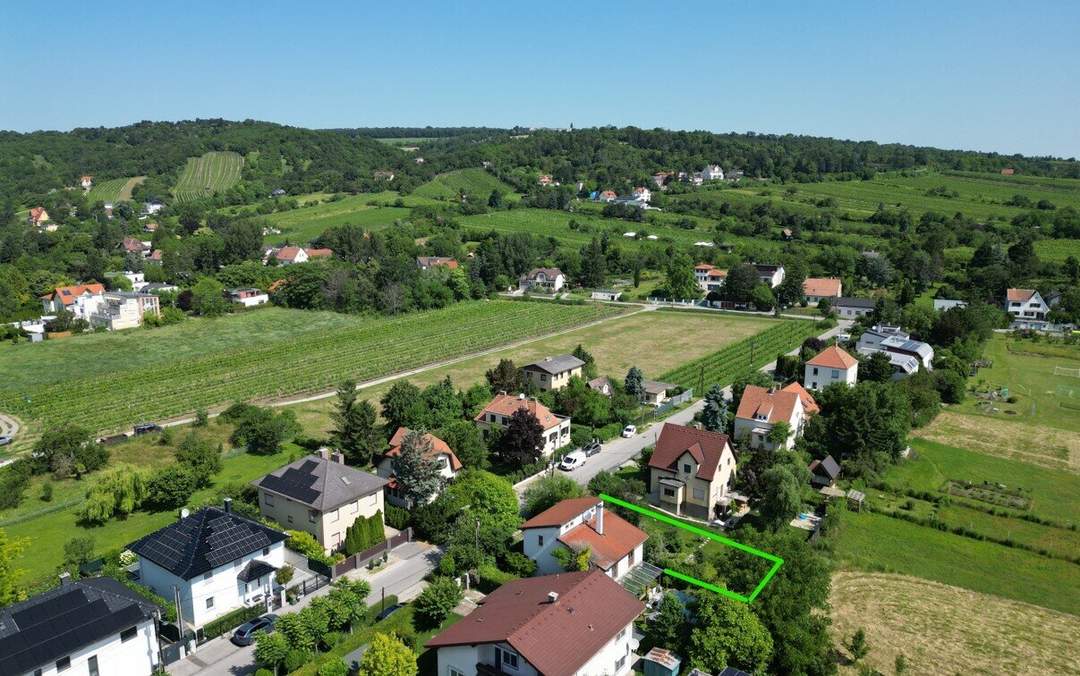 Wien-Strebersdorf: am Fuße des Bisambergs nahe De la Salle Campus