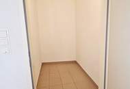 BERNHARDTSTALGASSE, unbefristete 96 m2 Altbau, Wohnküche, 3 Zimmer, Komplettküche, Wannenbad, gefördert, WG-geeignet