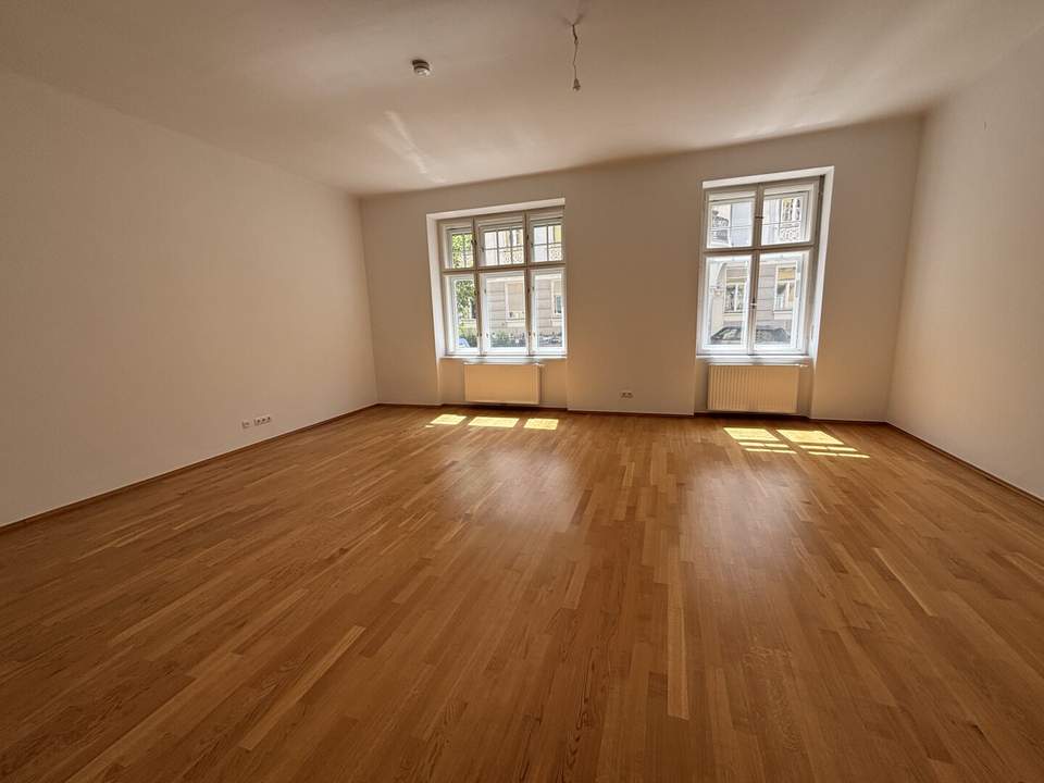 Graz-Geidorf: Traumhafte Altbauwohnung in Bestlage – saniert und sofort bezugsbereit