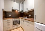 ***NEU*** Vollmöblierte, neuwertige Wohnung in wunderschönem Altbau