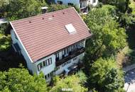 Über den Dächern von Millstatt. Seeblick. Sonnige Hanglage. Ein Haus mit Potenzial.