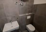 Hobbyraum/Lager mit Dusche und WC bei der U3