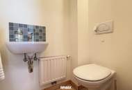 Saniertes Einfamilienhaus mit Sauna, Doppelcarport, zwei Garagen und Nutzwasserbrunnen in zentraler Lage