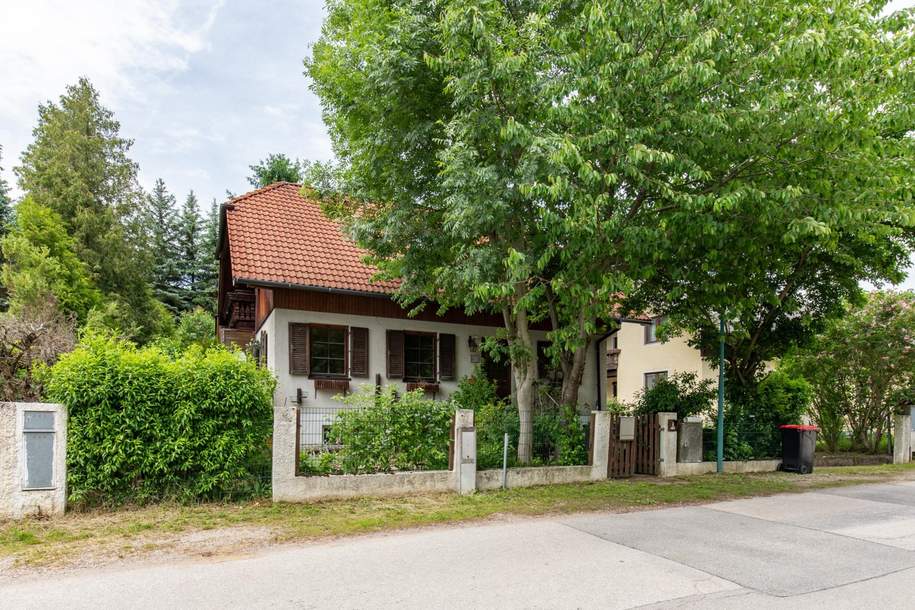 LANDLEBEN in STADTNÄHE - sanierungsbedürftiges Einfamilienhaus mit Vollkeller und Garage, Haus-kauf, 299.000,€, 2384 Mödling