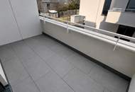 Durchdacht geplant, hochwertig umgesetzt! Happy to be here! Klimaaktiv Bronze / Kompakt / 3 Zimmer / Großer Süd-Balkon! TOP Neubauprojekt im Grünen + Perfekte Raumaufteilung + Luftwärmepumpe und Solaranlage + Garage!
