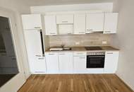 Zwei Zimmer Genossenschaftswohnung mit Balkon