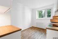 ERSTBEZUG nach Sanierung beim Botanischen Garten | Tischler-Küche mit Siemens Geräten | Ideal auch zur WG-Nutzung | Freier Mietzins