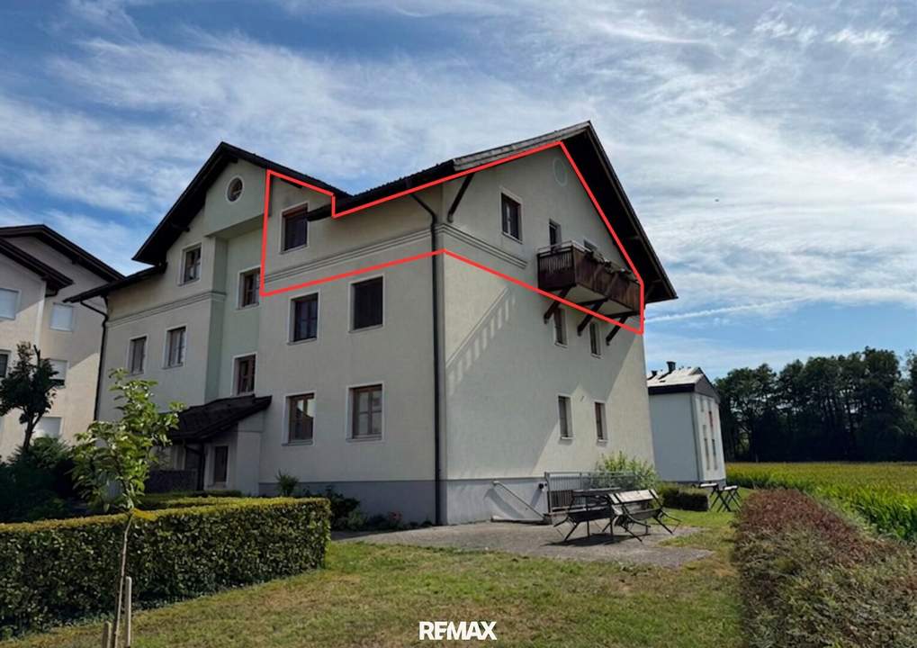 Ruhige 3-Zimmer-Wohnung mit Balkon & Kaminofen