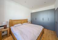 Neuwertige Wohnung in Ruhelage mit Kaiserblick