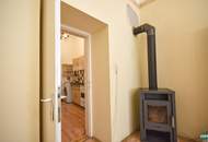 1-Zimmer-Altbau mit Entwicklungspotenzial