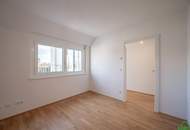 DACHGESCHOSSTRAUM MIT TERRASSE + EINBAUKÜCHE!