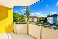 Gut geschnittene 2-Zimmer-Wohnung mit Loggia, extra Küche und PKW-Stellplatz