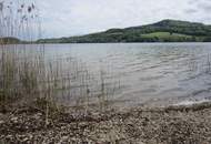 Neuwertige 2-Zimmer-Wohnung mit traumhaftem Seeblick &amp; Seezugang in Seeham