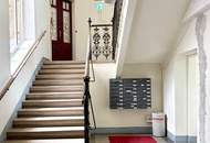 Alles auf einer Ebene: Außergewöhnliche Dachgeschoßwohnung mit Terrassen in Hofruhelage