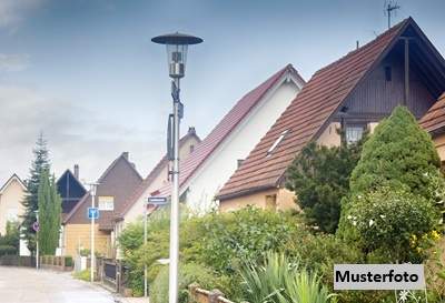 +++ Einfamilienhaus mit Garage +++