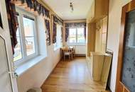 Familienidylle! Gepflegtes Wohnhaus mit tollem Garten, Presshaus und Nebengebäude – 4 Zimmer &amp; top Küche - nur wenige Minuten zum Bahnhof!