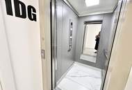 REDUZIERT! Top Lage! Neubau (2021) Dachgeschosswohnung mit Terrasse und Panoramafenster ++ Weitblick über Wien ++ Komplett Eingerichtet und Bezugsfertig ++ Dachgeschossneubau