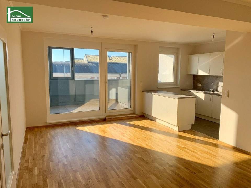 Zentral begehbare Wohnung mit Wintergarten ohne direktes Gegenüber! Traumbad mit Dusche & Badewanne!