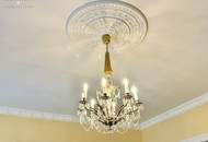 Wo Geschichte atmet und Ruhe wohnt - Ihre Altbauwohnung mit Balkon in Alt-Hietzing