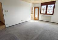 Geräumige 4-Zimmer-Eigentumswohnung mit großem Keller und eigenem Stellplatz!